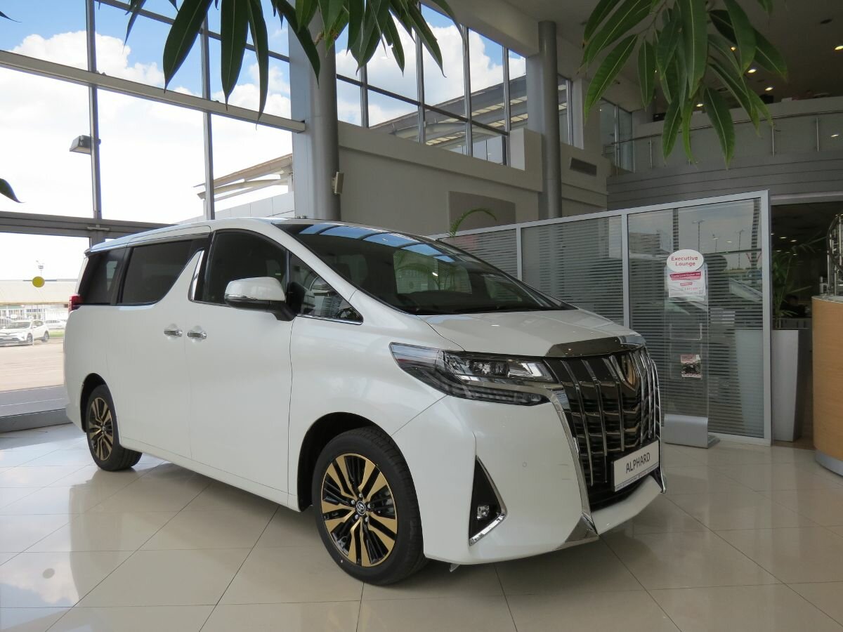 Toyota РјРёРЅРёРІСЌРЅ Alphard 2019