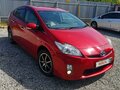 2010 Toyota Prius III (XW30), красный, 1100000 рублей - вид 1