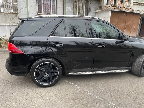 2016 Mercedes-Benz GLE 400 I (W166), чёрный, 3040000 рублей - вид 6