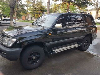 2005 Toyota Land Cruiser 100 Series Рестайлинг 1, чёрный, 1800000 рублей, вид 4
