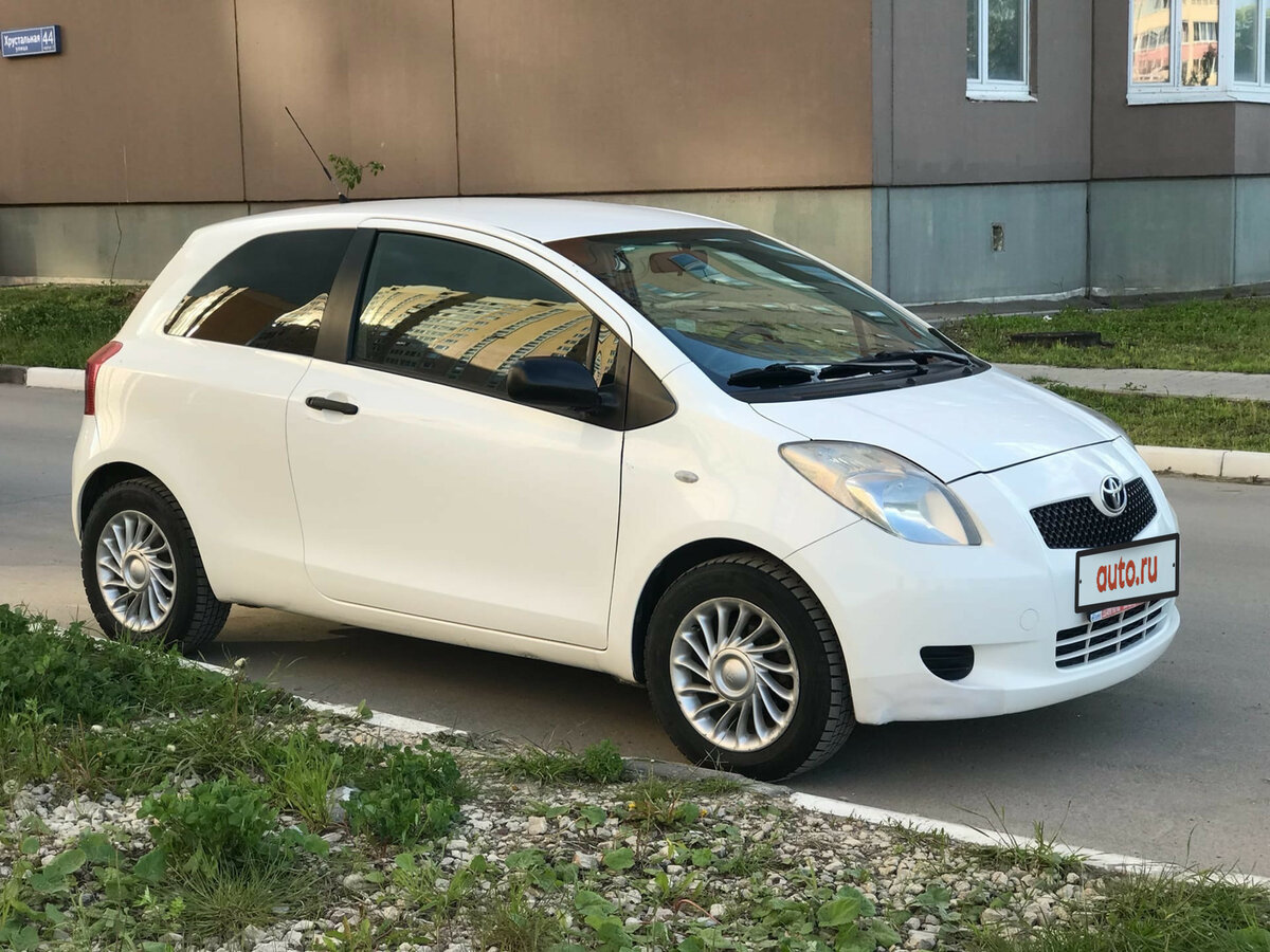 Toyota Yaris 2009 1 3
