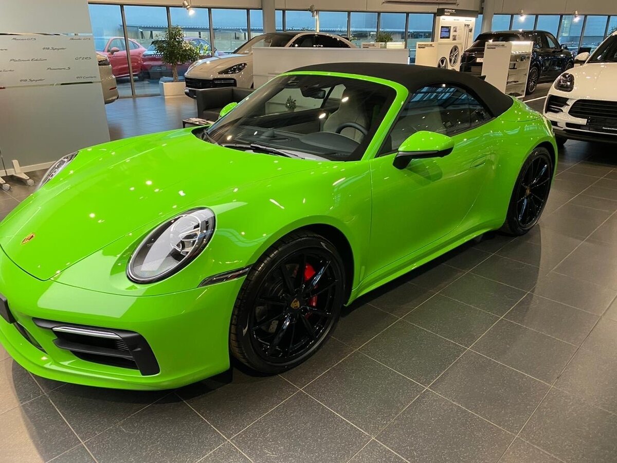 Порше 911 992 кабриолет