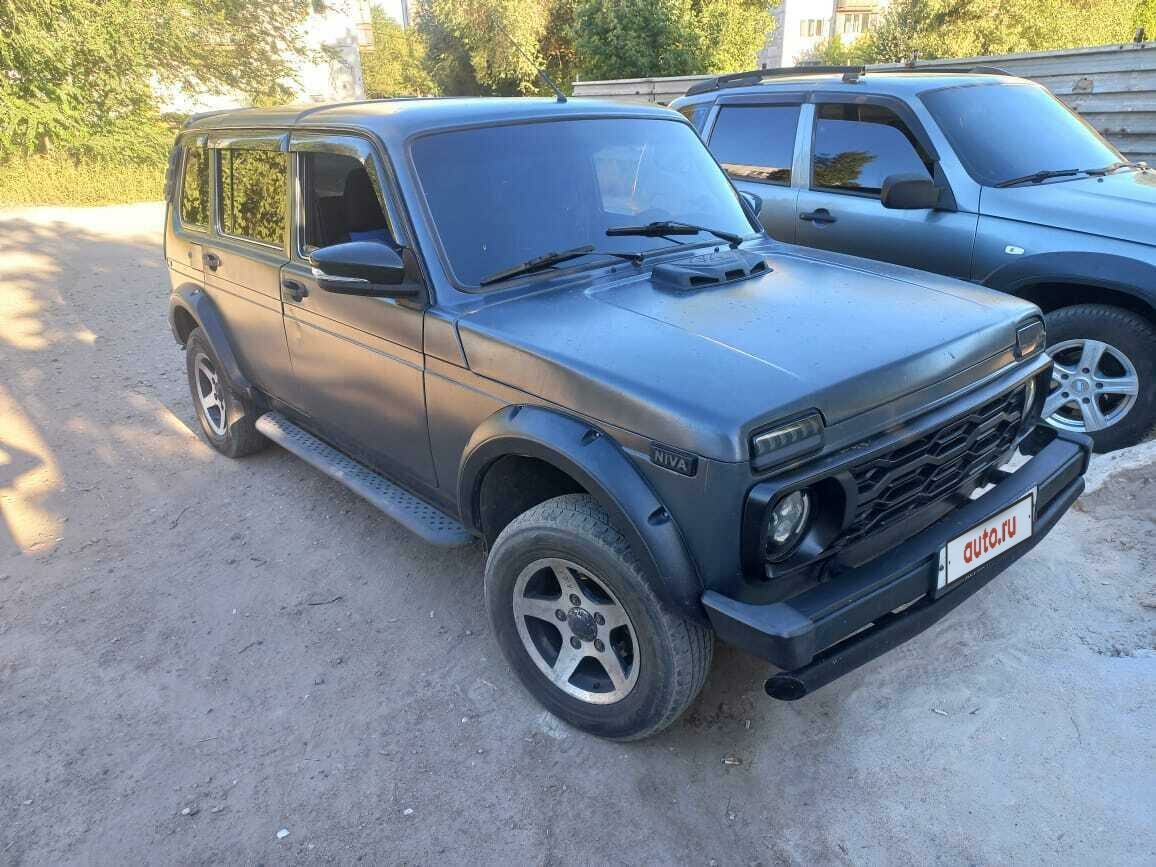 Купить б/у LADA (ВАЗ) 2131 (4x4) I 1.7 MT (83 л.с.) 4WD бензин механика ...