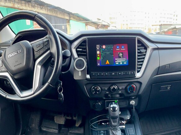 2021 Isuzu D-Max III, серый - вид 5