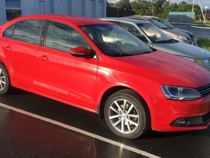 Volkswagen Jetta Red Metallic