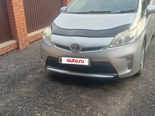 2012 Toyota Prius III Рестайлинг (XW30), серебристый, 1170000 рублей, вид 1