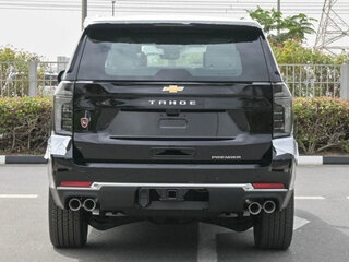 2025 Chevrolet Tahoe V Рестайлинг, чёрный, 12500777 рублей, вид 5