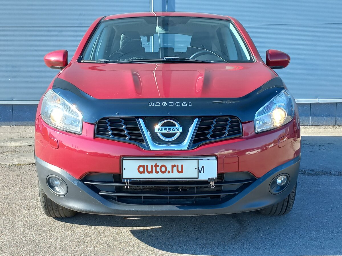 Купить б/у Nissan Qashqai I Рестайлинг 2.0 CVT (141 л.с.) бензин