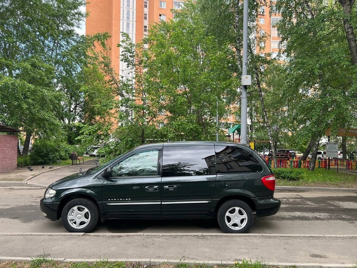 Крайслер вояджер 2000 год