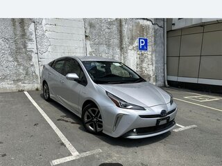2020 Toyota Prius IV Рестайлинг (XW50), серый, 2200000 рублей, вид 1