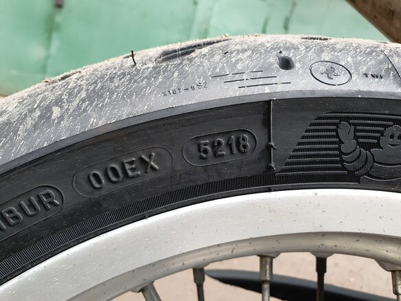 2008 Husqvarna SM 610, красный - вид 6