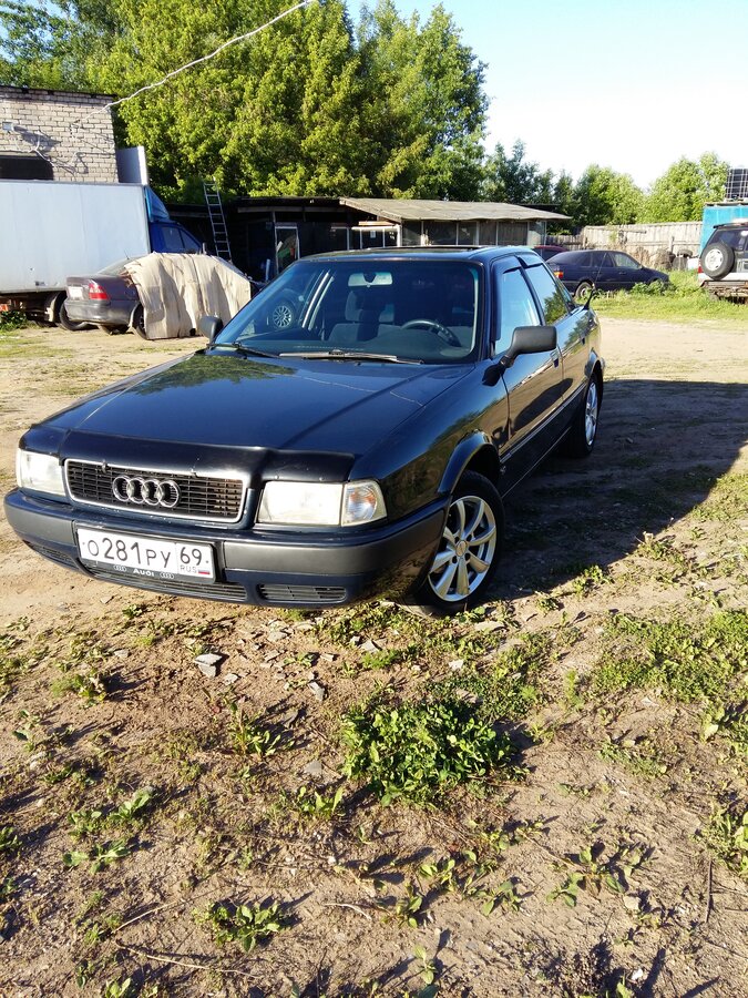 Купить б/у Audi 80 V (B4) 2.0 AT (115 л.с.) бензин автомат ...