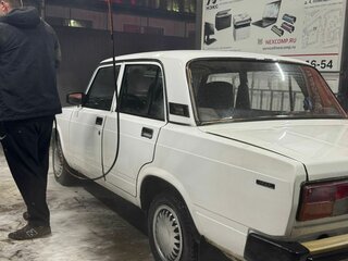 2005 Lada (ВАЗ) 2107, белый, 83000 рублей, вид 1