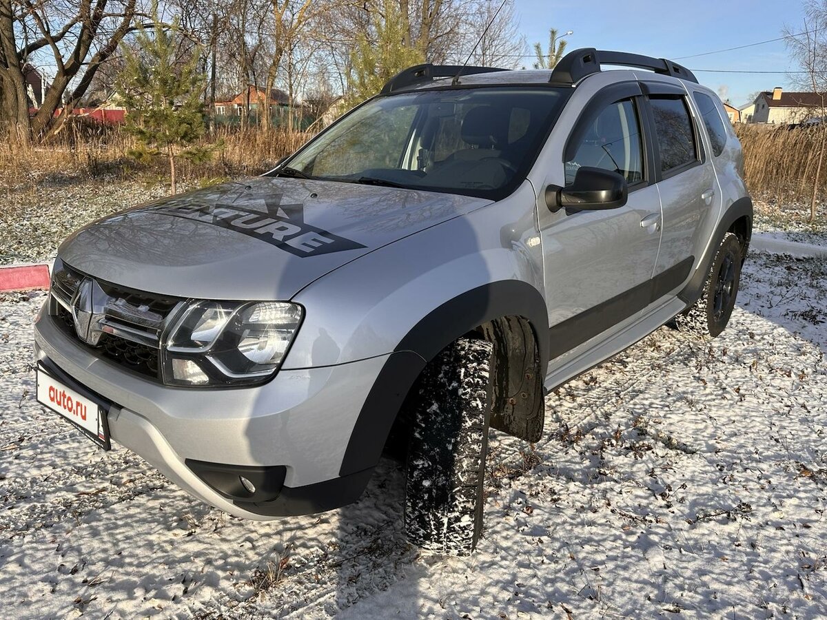 Купить б/у Renault Duster I Рестайлинг 2.0 MT (143 л.с.) 4WD бензин ...