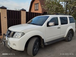 2012 Nissan Pathfinder III Рестайлинг, белый, 1720000 рублей, вид 1