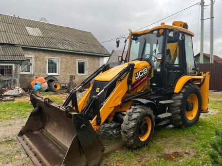 Куплю jcb трактор в саранске минитрактор