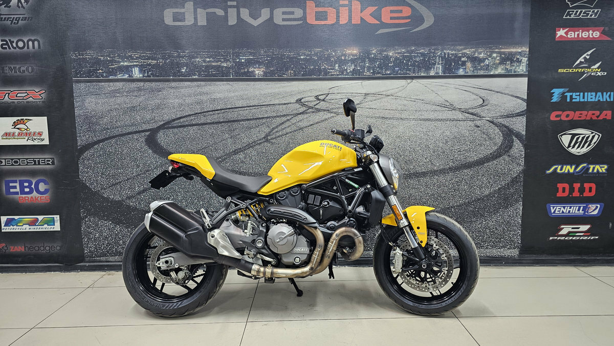 Ducati Monster 821