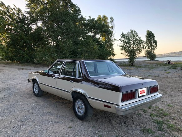 1982 Ford Fairmont, бежевый - вид 21