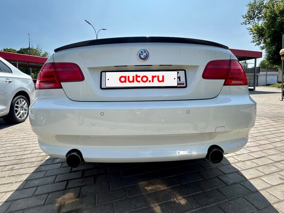2011 BMW 3 серии 328i xDrive V (E90/E91/E92/E93) Рестайлинг, белый, 1250000 рублей - вид 4