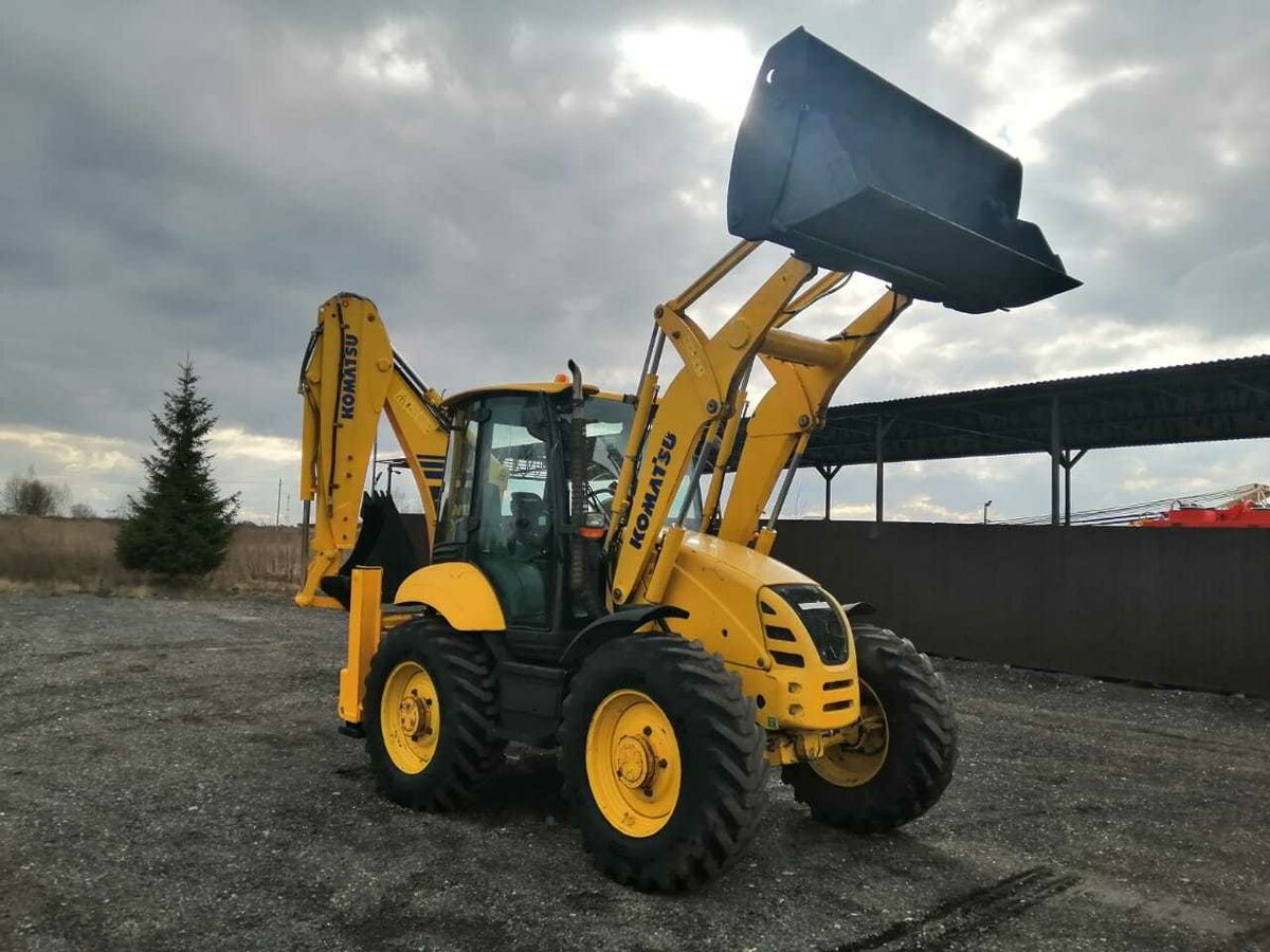 Радиатор комацу wb93s
