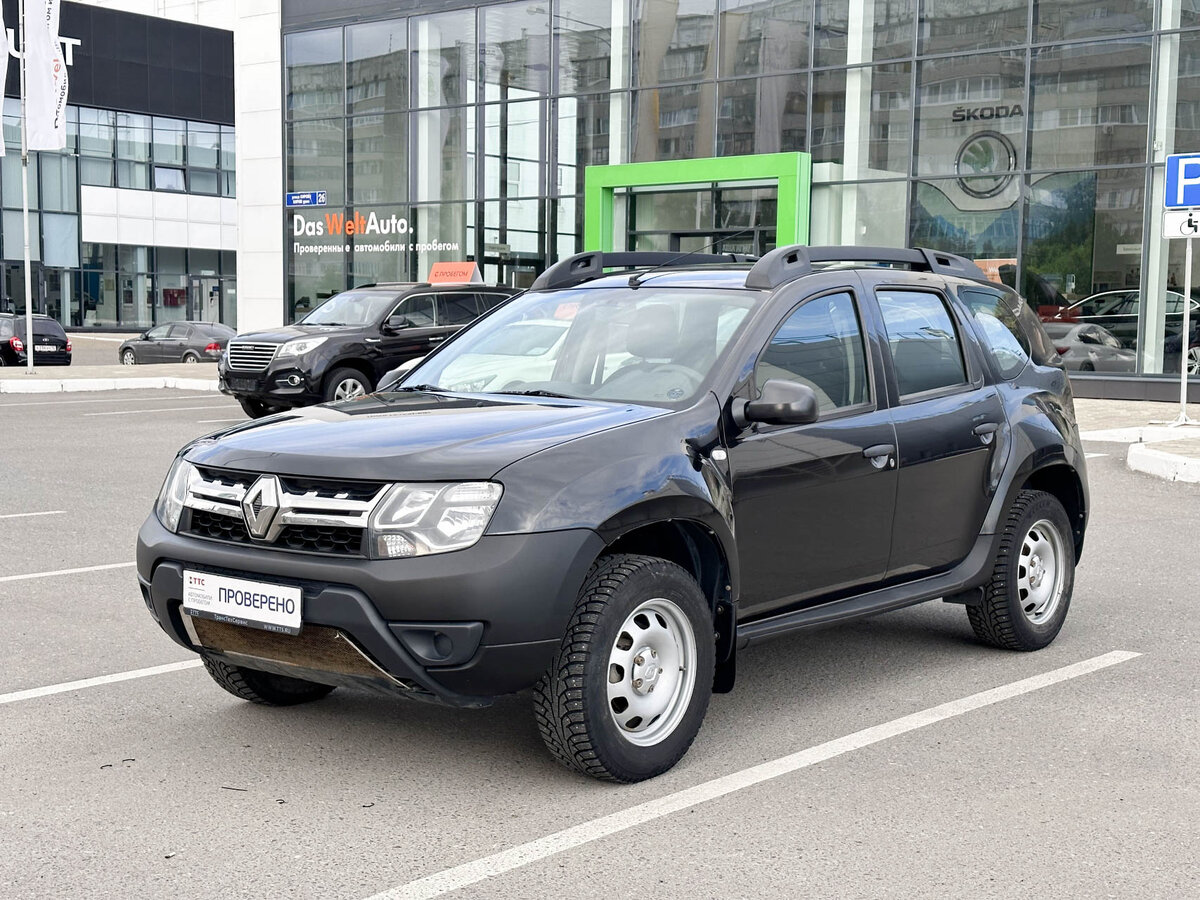 Купить б/у Renault Duster I Рестайлинг 1.6 MT (114 л.с.) бензин ...