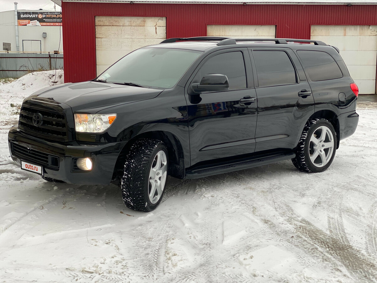 Toyota Sequoia 2009 черный цвет