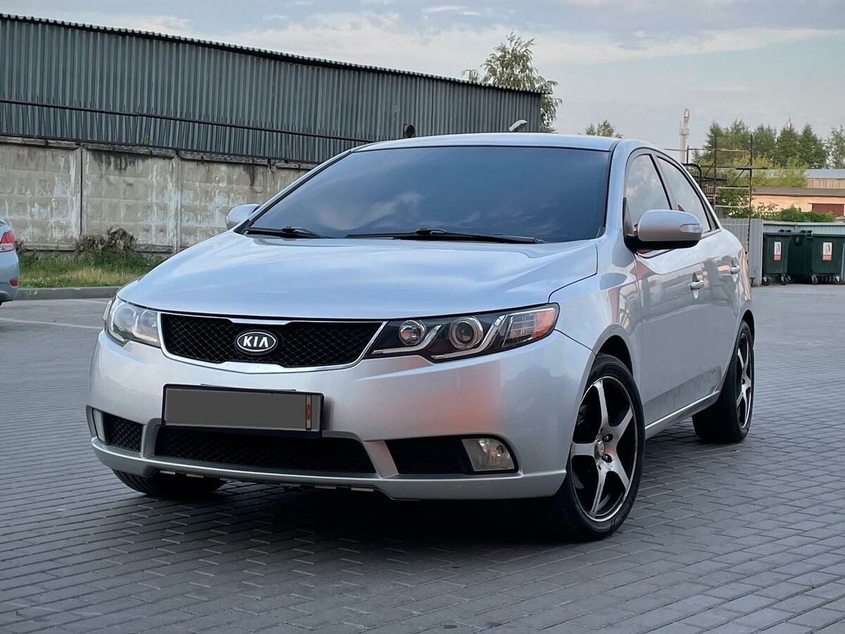 Kia Cerato 2 0 at