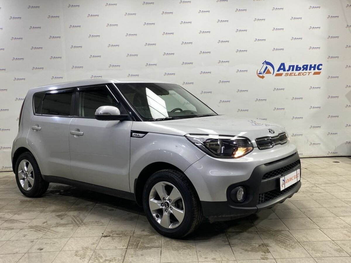 Купить б/у Kia Soul II Рестайлинг 1.6 MT (124 л.с.) бензин механика в ...