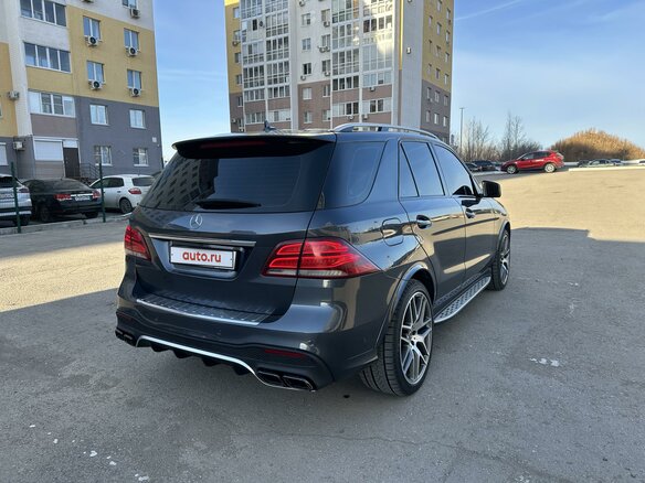 2015 Mercedes-Benz GLE 400 I (W166), серый, 4490000 рублей - вид 2