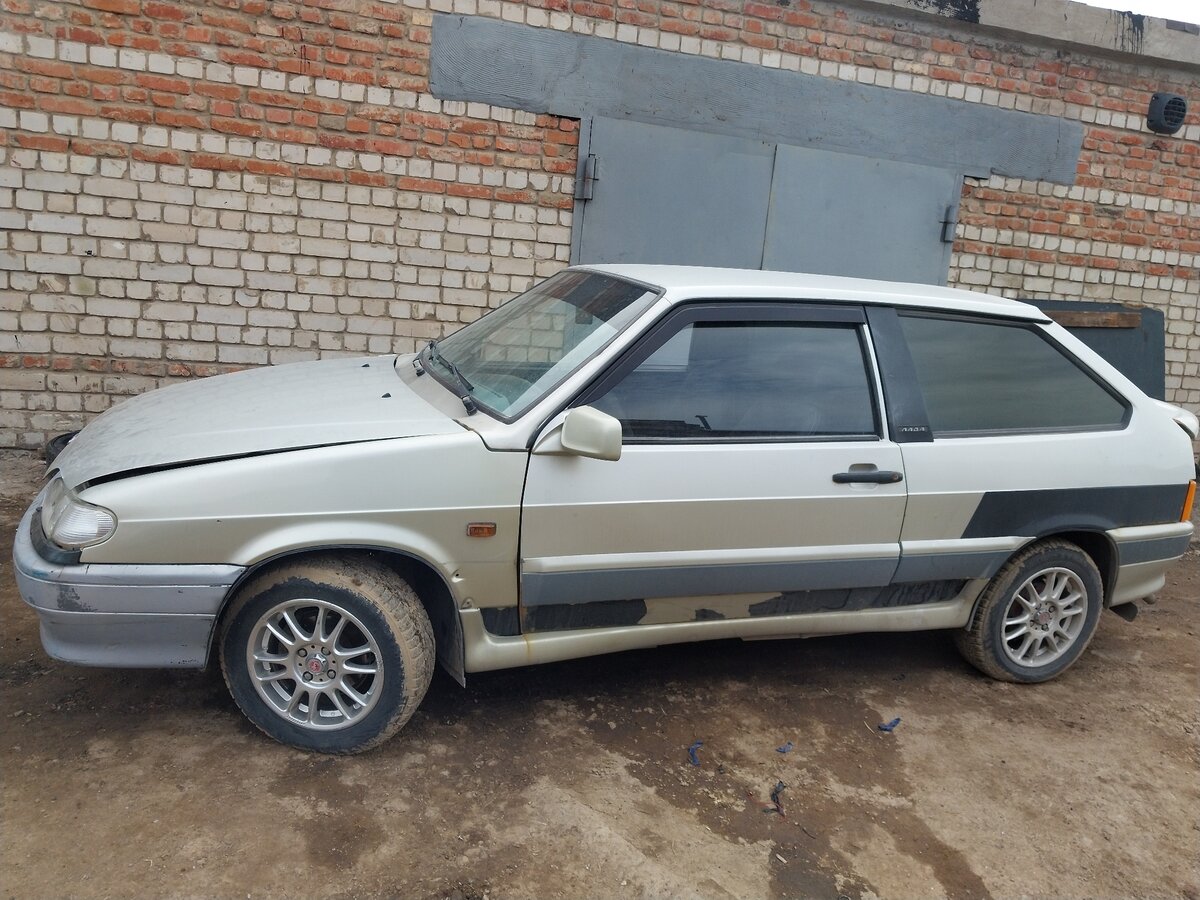 Купить б/у Lada (ВАЗ) 2113 2004-2013 1.5 MT (79 л.с.) бензин механика в ...