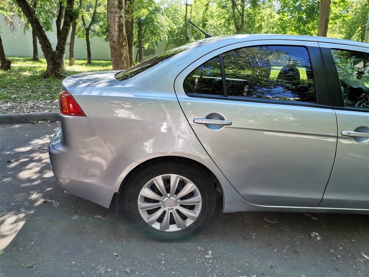 Купить б/у Mitsubishi Lancer X 1.8 CVT (143 л.с.) бензин