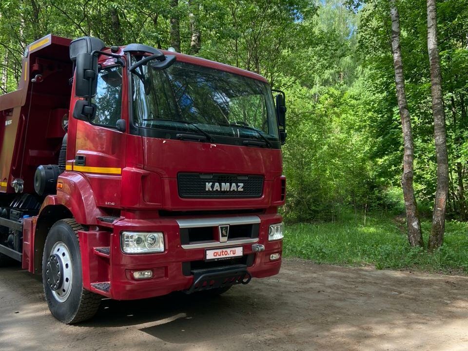 Купить б/у КамАЗ 6580 дизель механика в Москве: красный самосвал 2021 ...