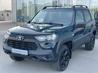 2023 Lada (ВАЗ) Niva I Рестайлинг (Travel), чёрный, 1025000 рублей, вид 1