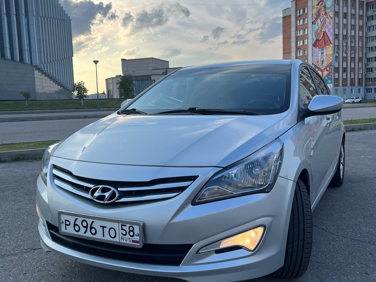 Купить б/у Hyundai Solaris I Рестайлинг 1.4 MT (107 л.с.) бензин ...