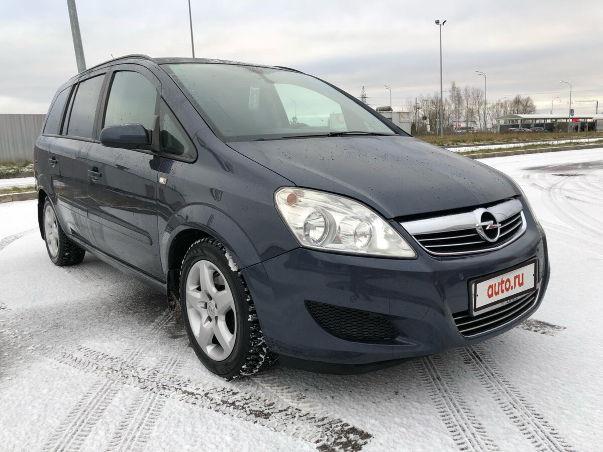 Opel Zafira b Рестайлинг