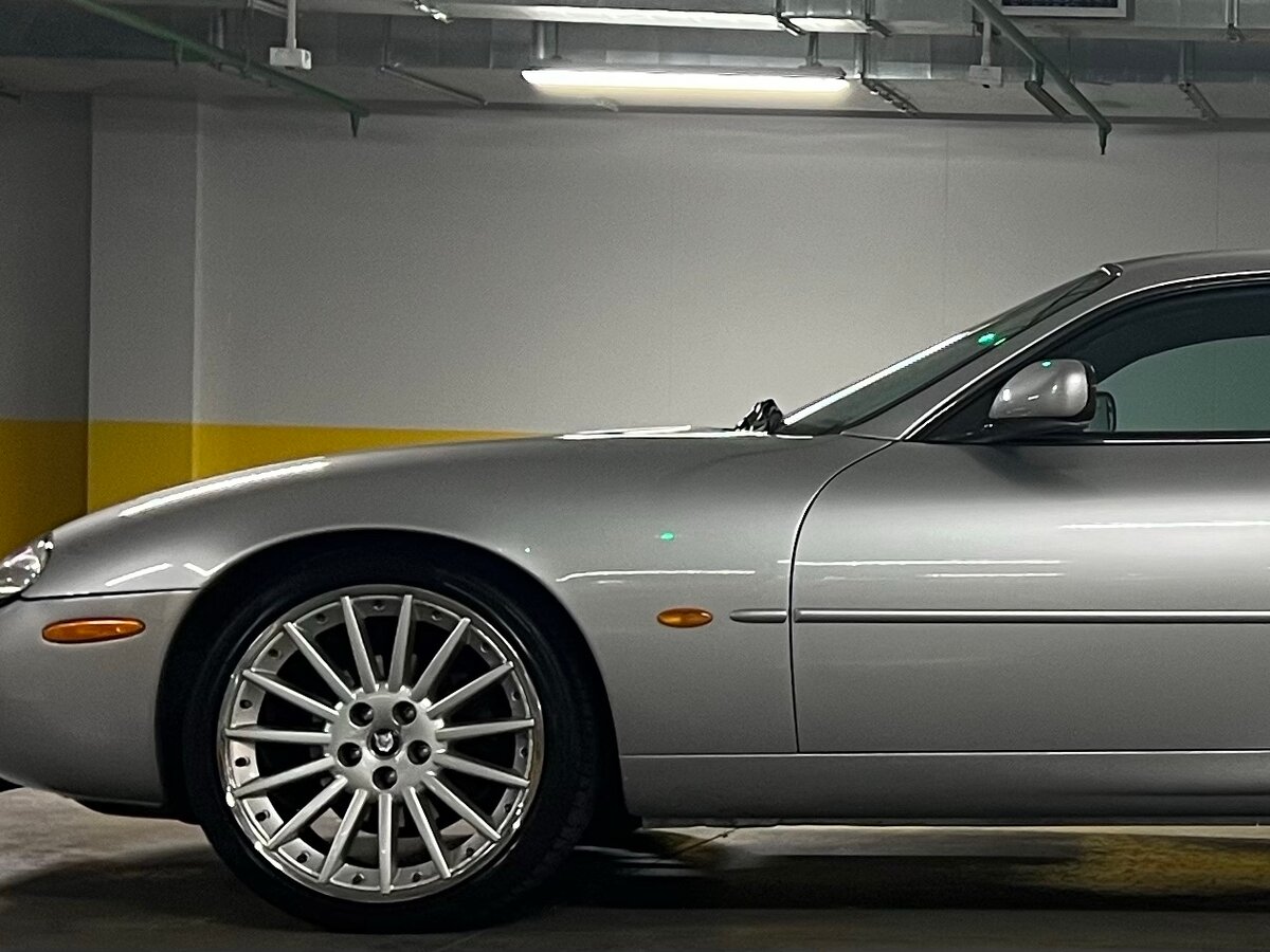 Купить б/у Jaguar XK I 4.0 AT (284 л.с.) бензин автомат в Москве ...