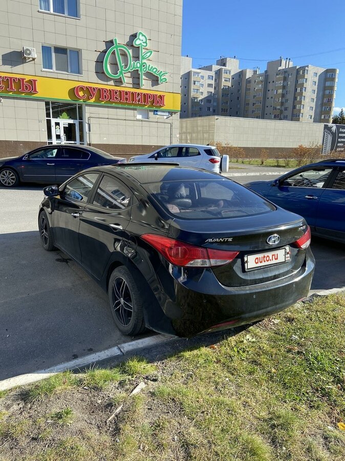 Хендай авант 2011