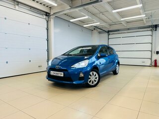 2014 Toyota Aqua I, синий, 999999 рублей, вид 1