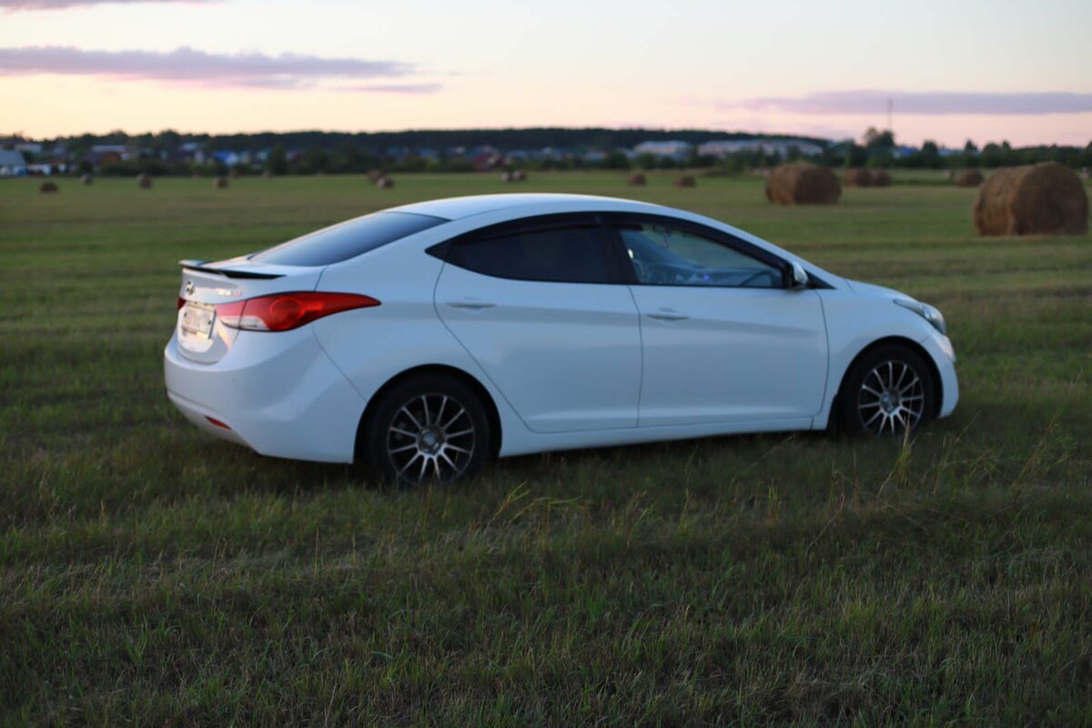 Хендай авант 2011