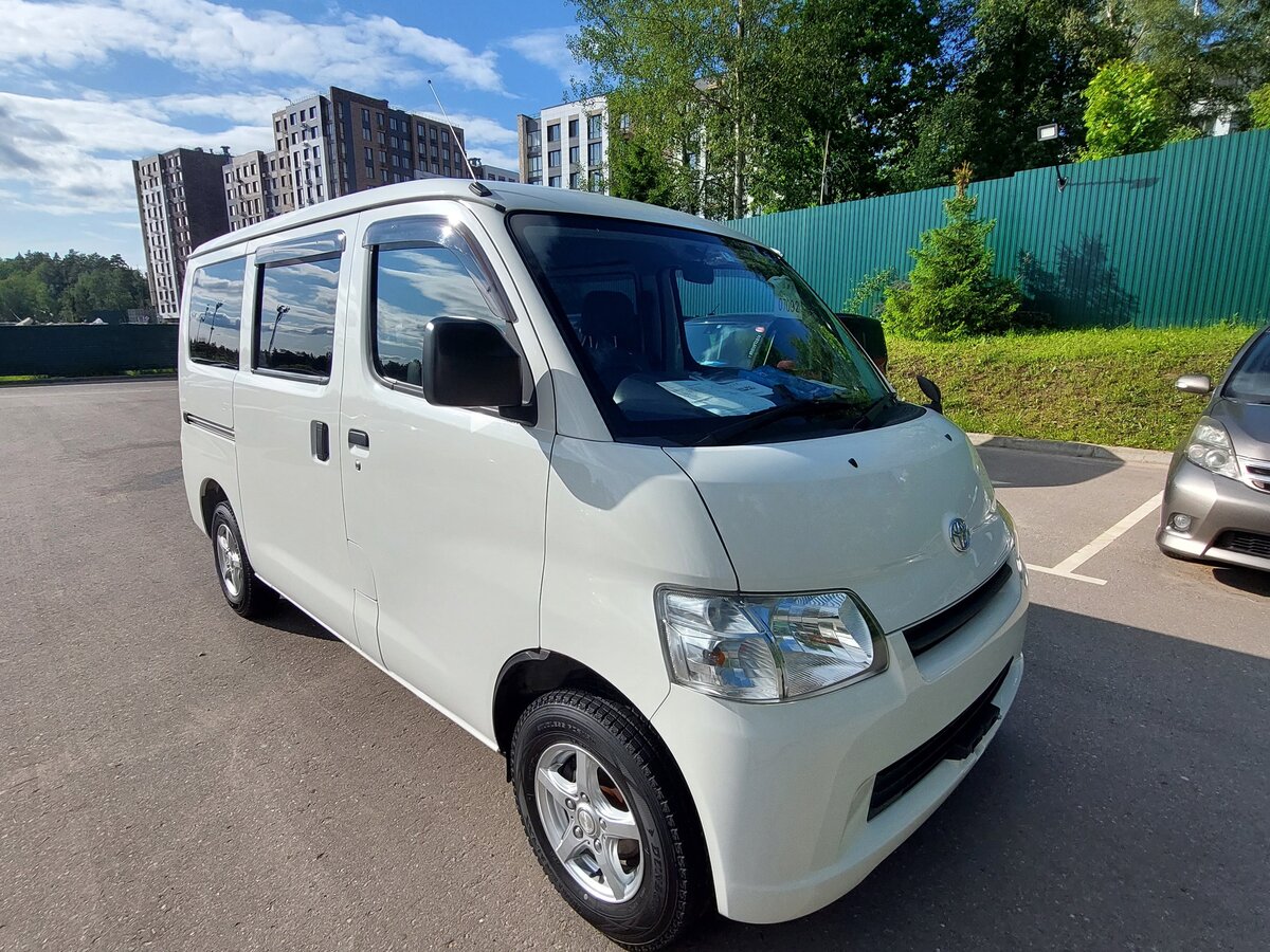 Toyota Town Ace 2018