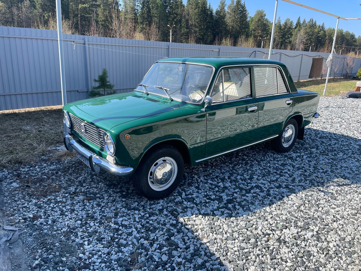 Купить б/у Lada (ВАЗ) 2101 1970-1988 1.2 MT (59 л.с.) бензин механика в ...