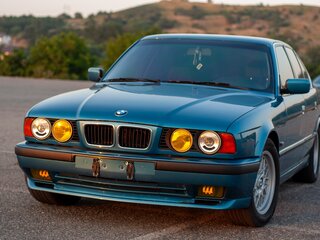 1995 BMW 5 серии 525d III (E34), голубой, 1400000 рублей, вид 1