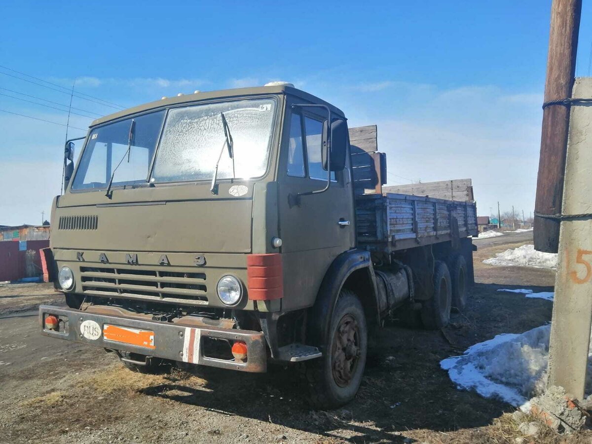 Купить б/у КамАЗ 5320 дизель механика в Урожайном: зелёный бортовой ...