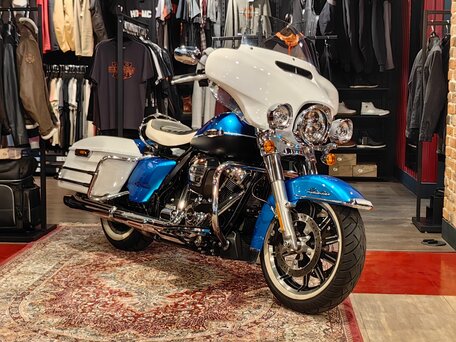 2021 Harley-Davidson Electra Glide Revival, белый, 2450000 рублей, вид 1