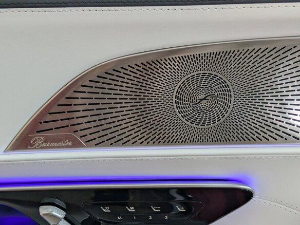 2025 Mercedes-Benz Maybach SL SL 680, красный, 35271738 рублей - вид 15