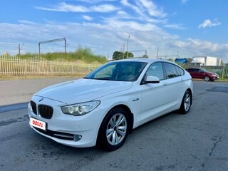 2012 BMW 5 серии Gran Turismo 535d xDrive VI (F10/F11/F07), белый, 2300000 рублей, вид 1