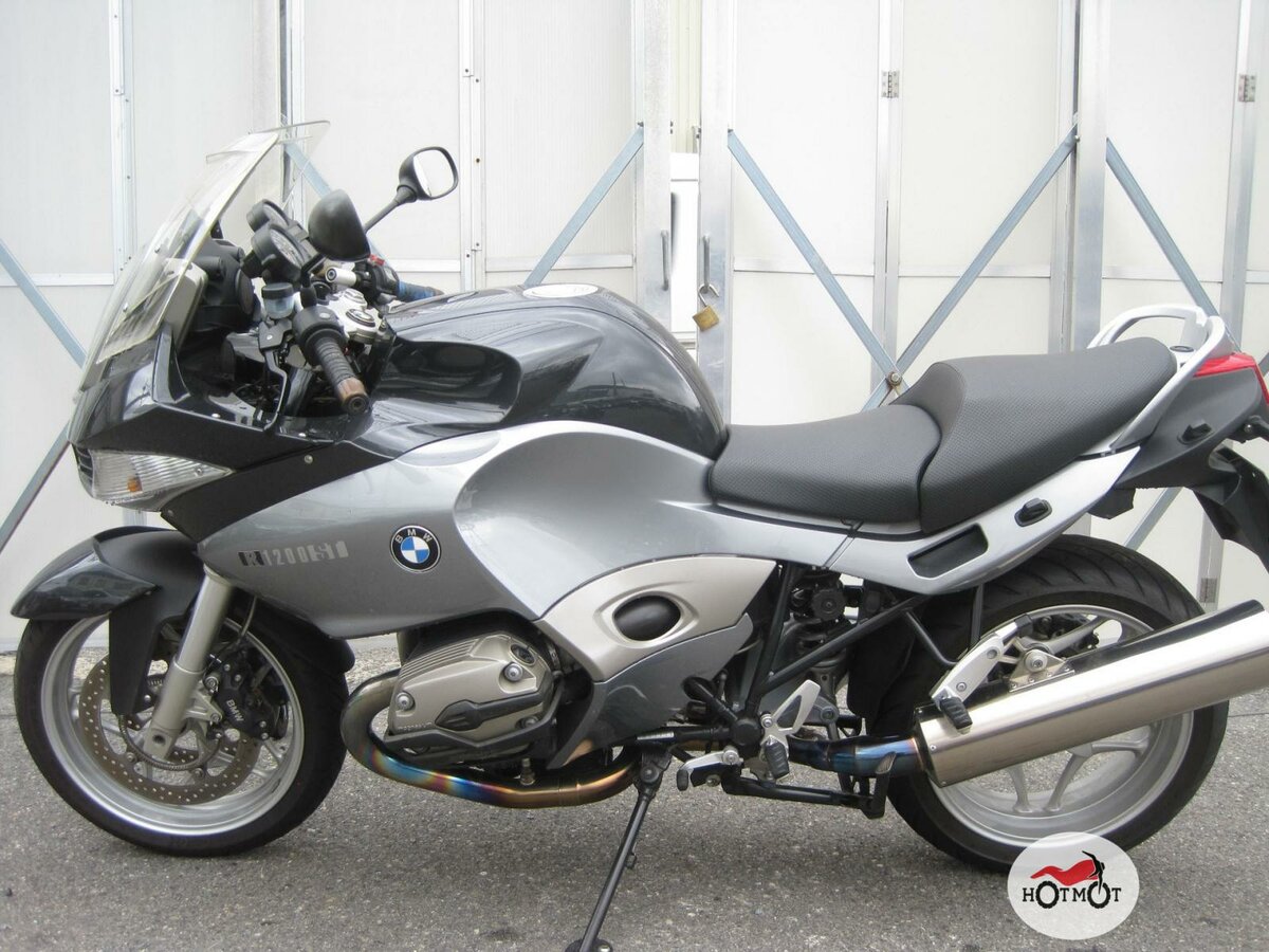 BMW Street 1200