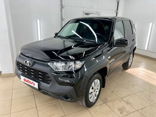 2023 Lada (ВАЗ) Niva I Рестайлинг (Travel), чёрный, 947000 рублей, вид 1
