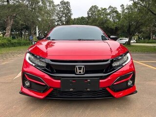 2021 Honda Civic X, красный, 1560000 рублей, вид 1