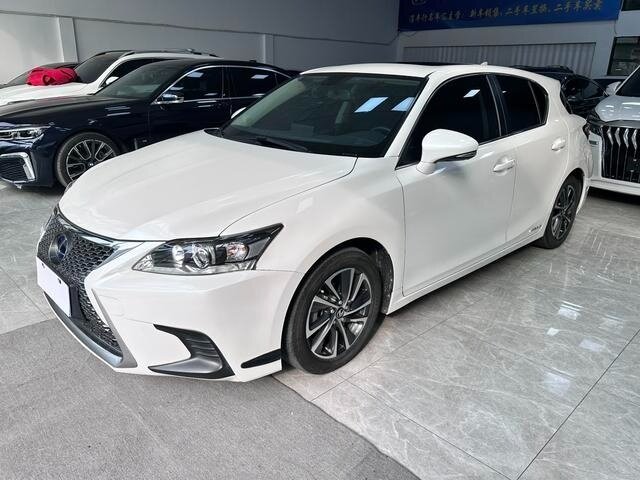 Lexus CT 200h I Рестайлинг 2